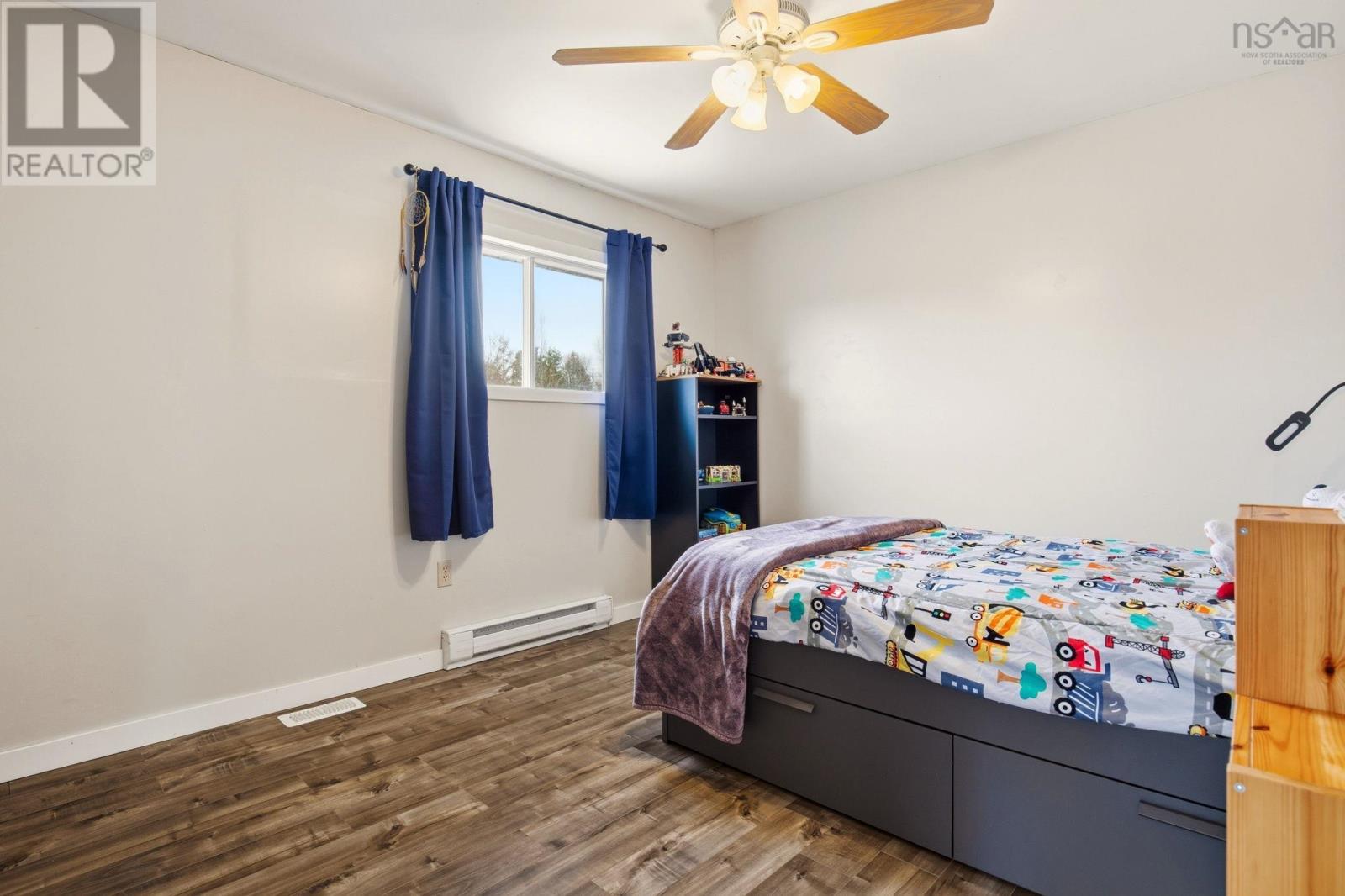 Property 18 of 30 of 29 Seawood Avenue