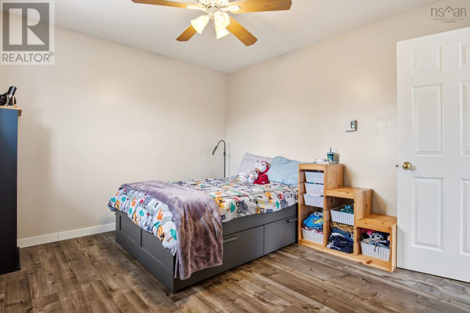 Property 19 of 30 of 29 Seawood Avenue