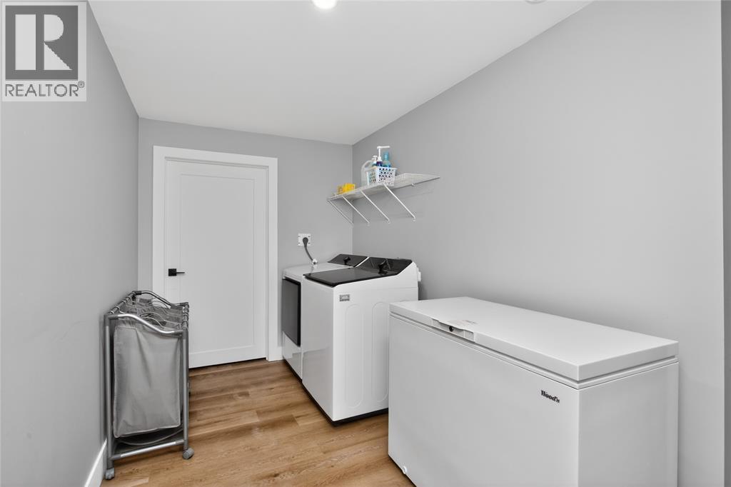 4589 VICTORIA STREET, Oil Springs, Ontario, N0N1P0 — Photo 33