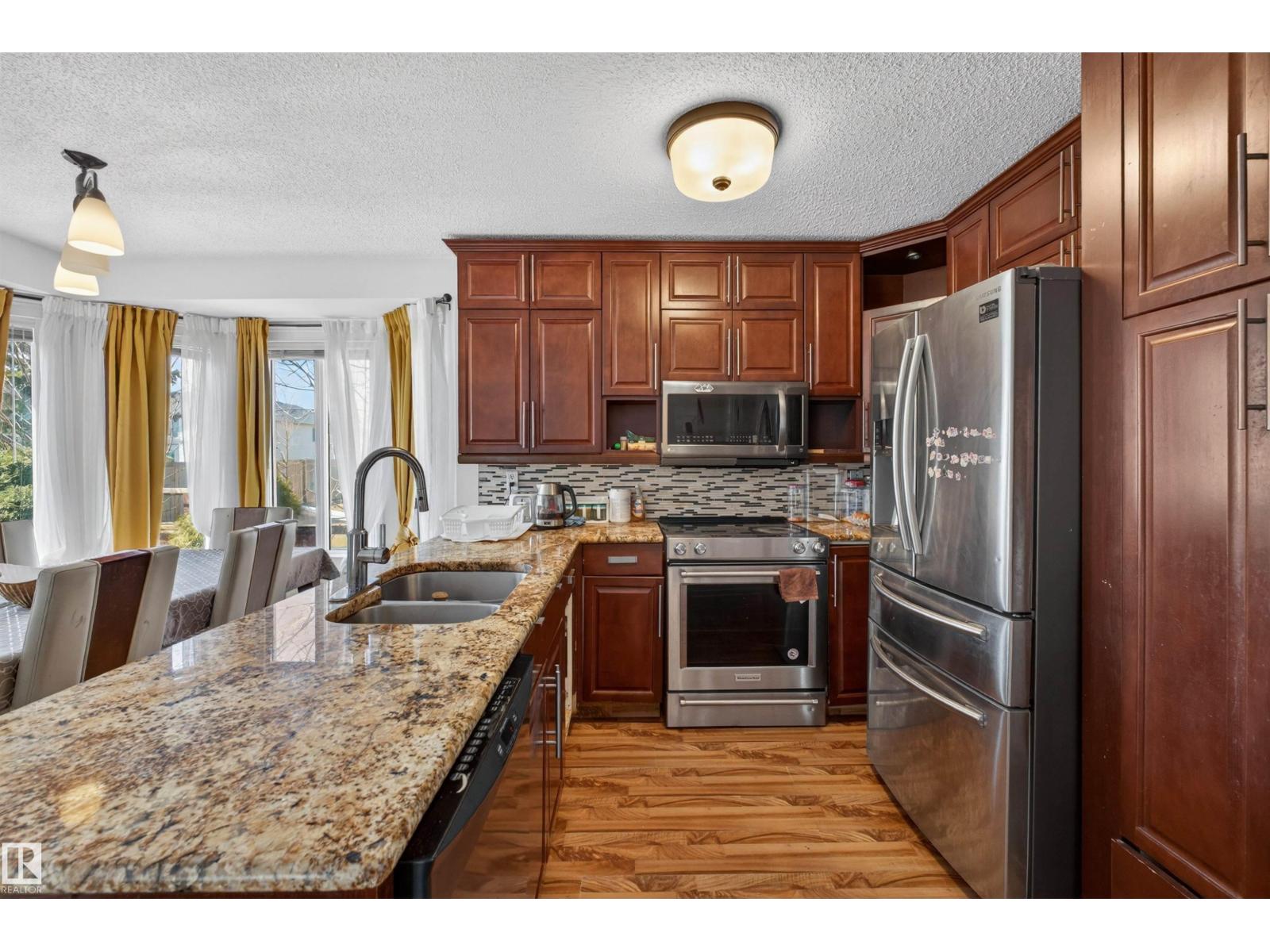 9007 169 AV NW, Edmonton