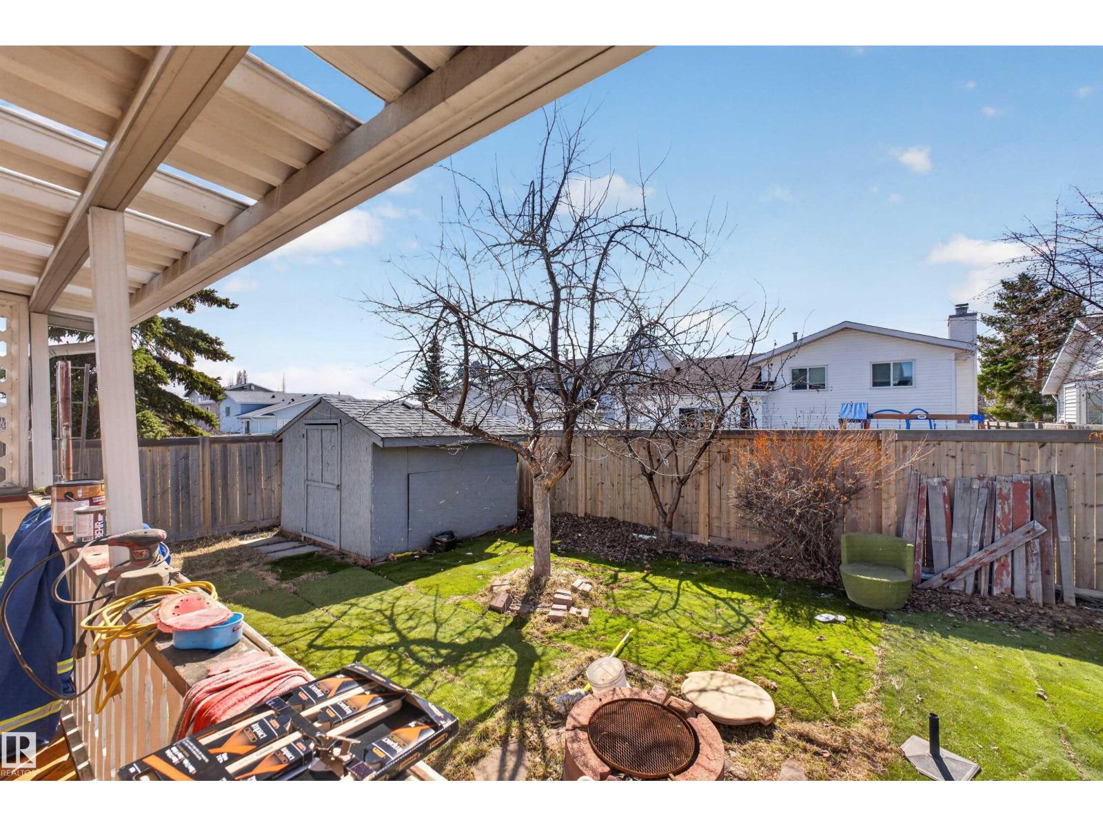 9007 169 AV NW, Edmonton