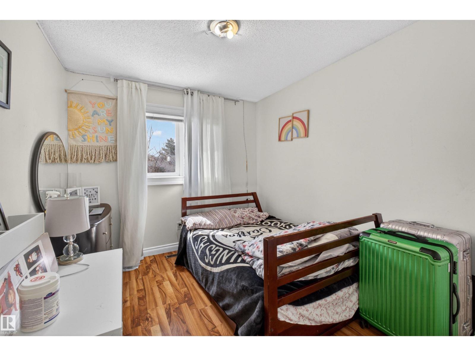 9007 169 AV NW, Edmonton