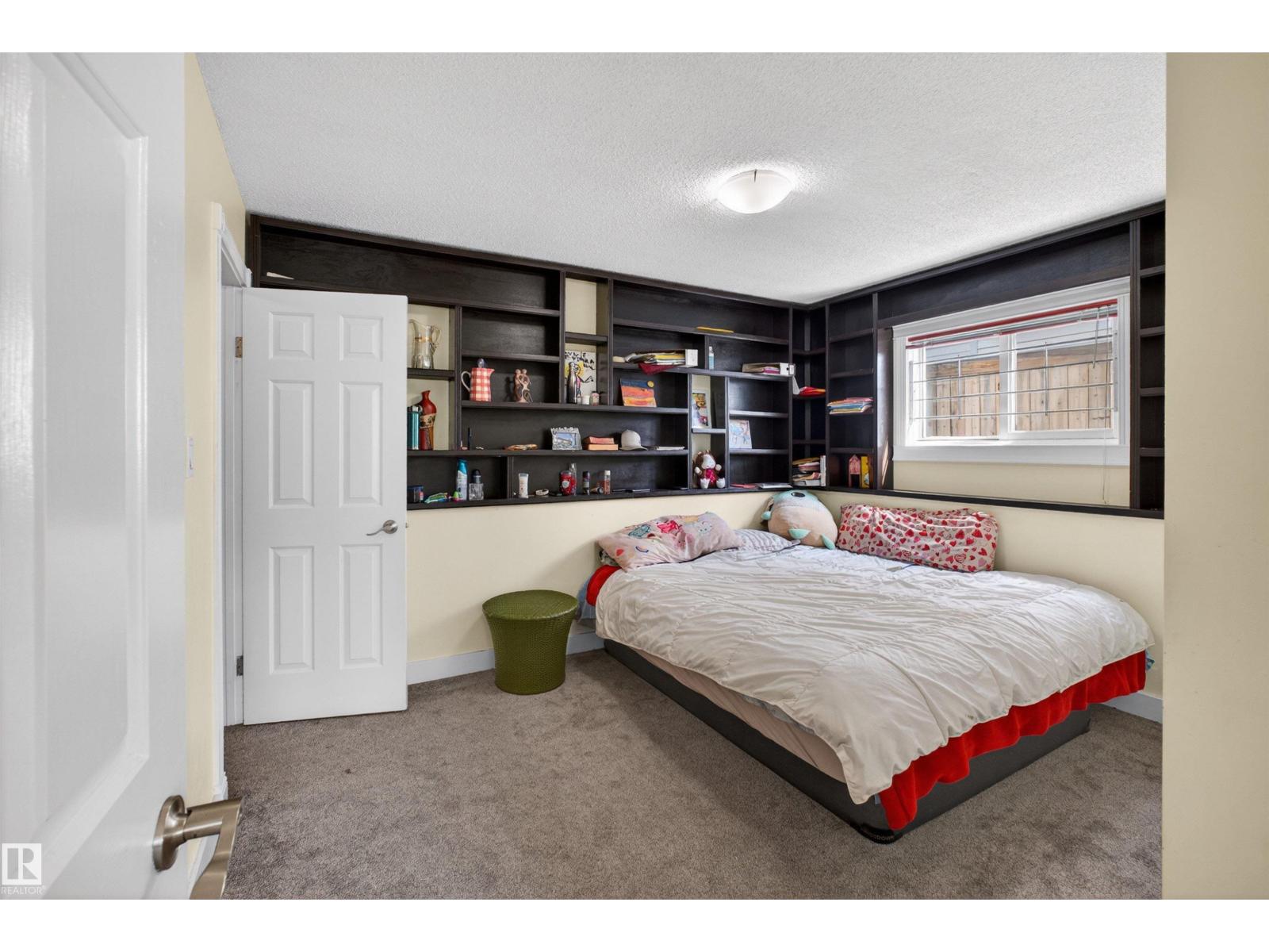 9007 169 AV NW, Edmonton