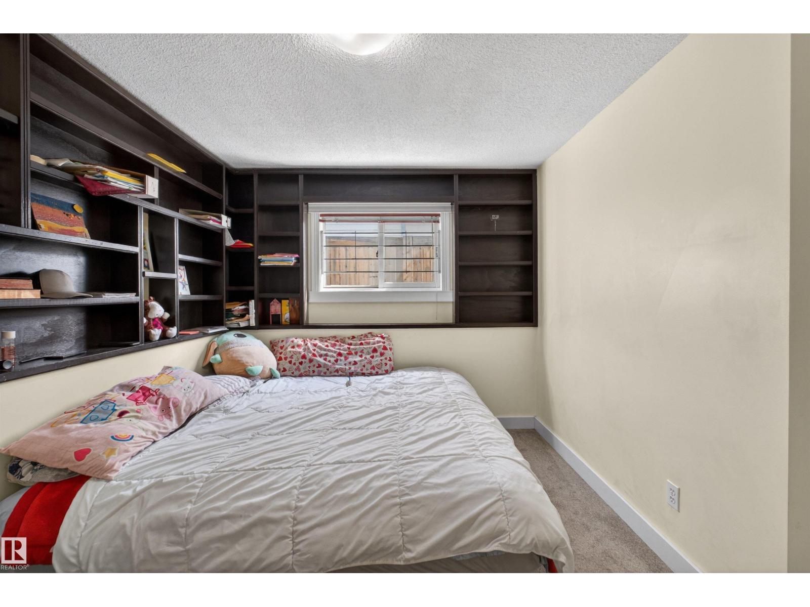 9007 169 AV NW, Edmonton