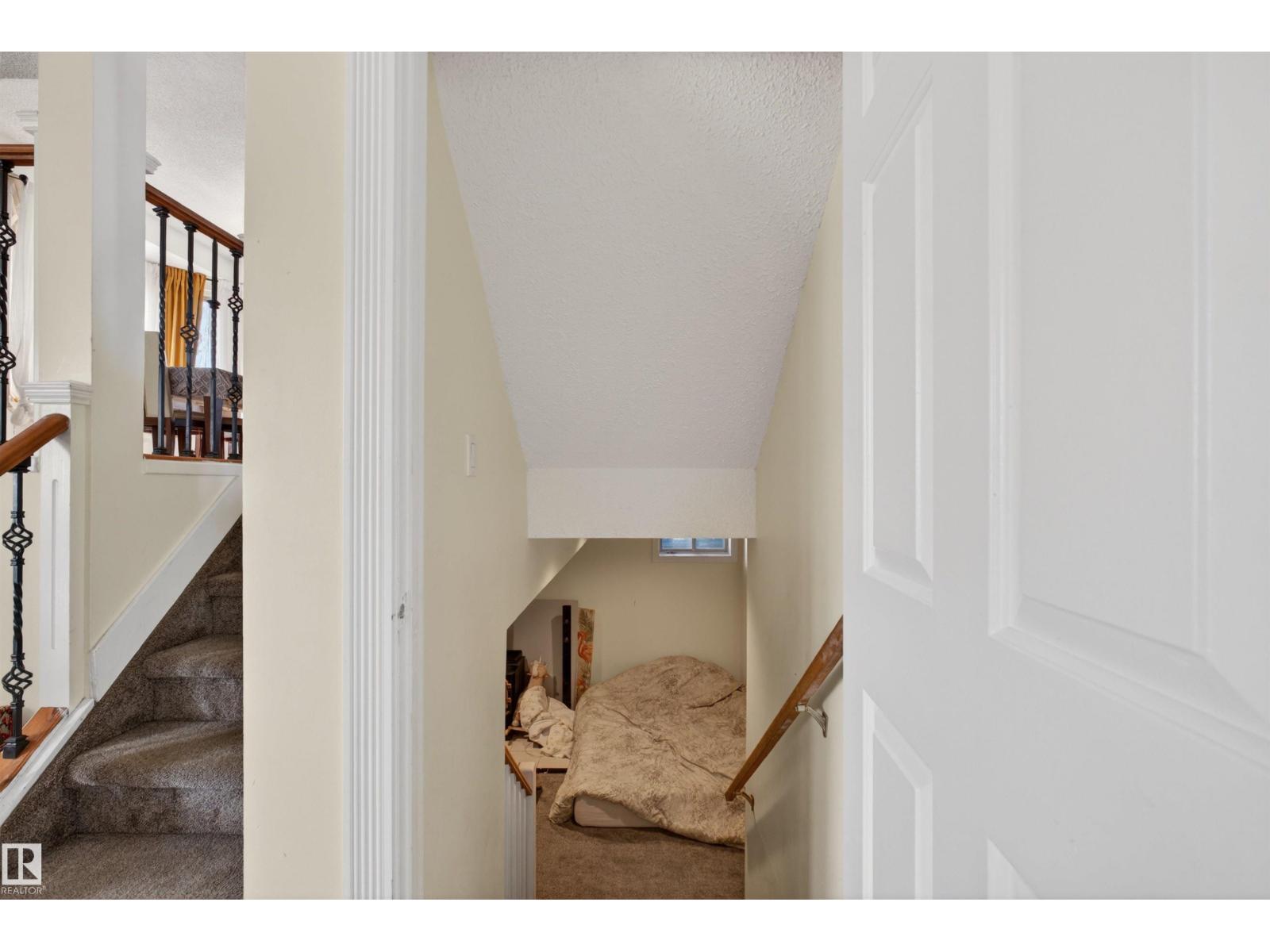 9007 169 AV NW, Edmonton