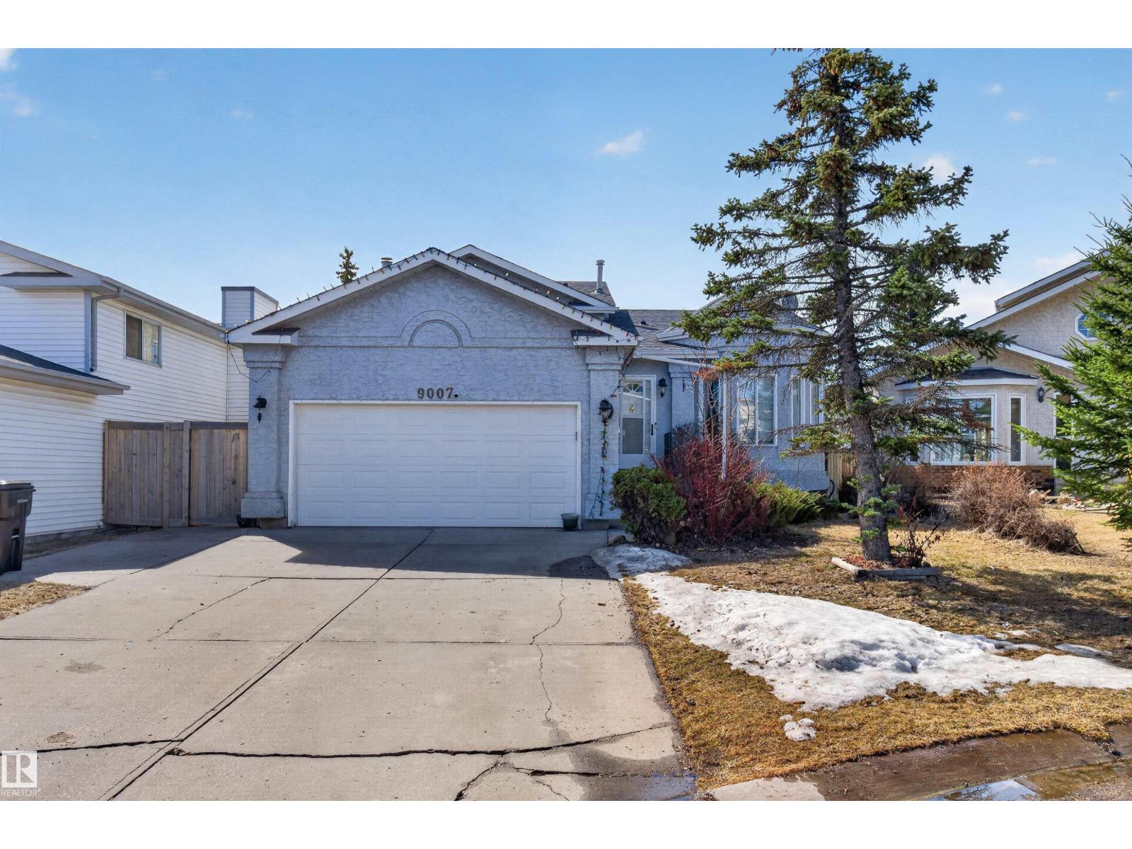 9007 169 AV NW, Edmonton