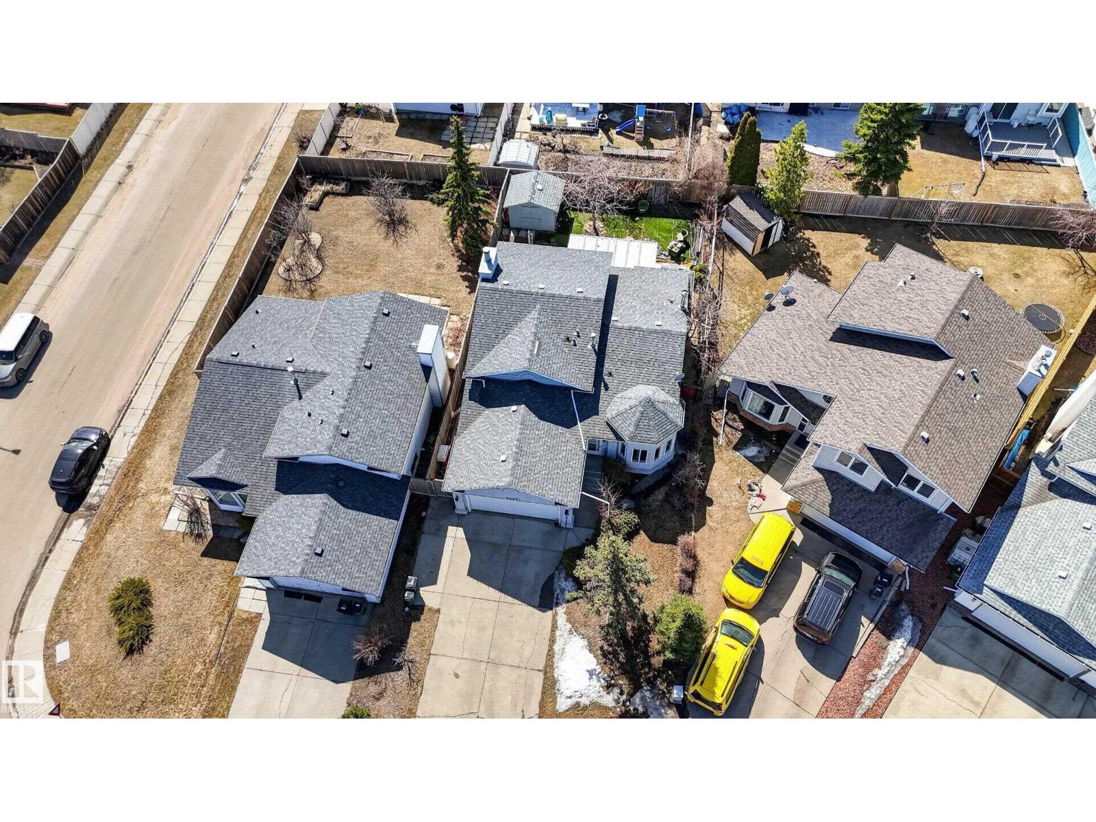 9007 169 AV NW, Edmonton