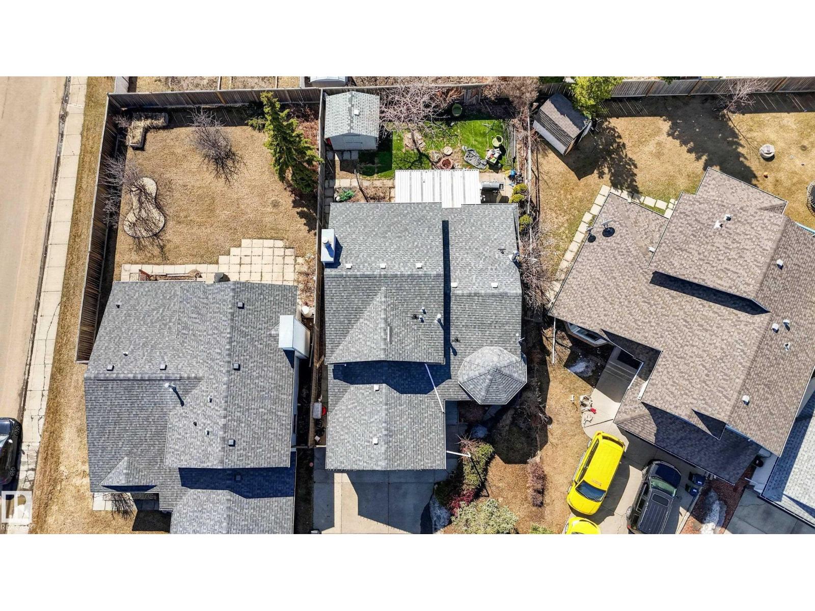 9007 169 AV NW, Edmonton