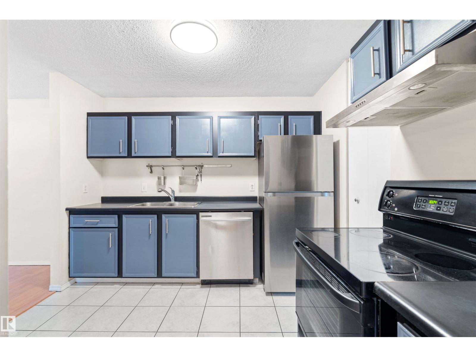 1116 SADDLEBACK RD NW, Edmonton