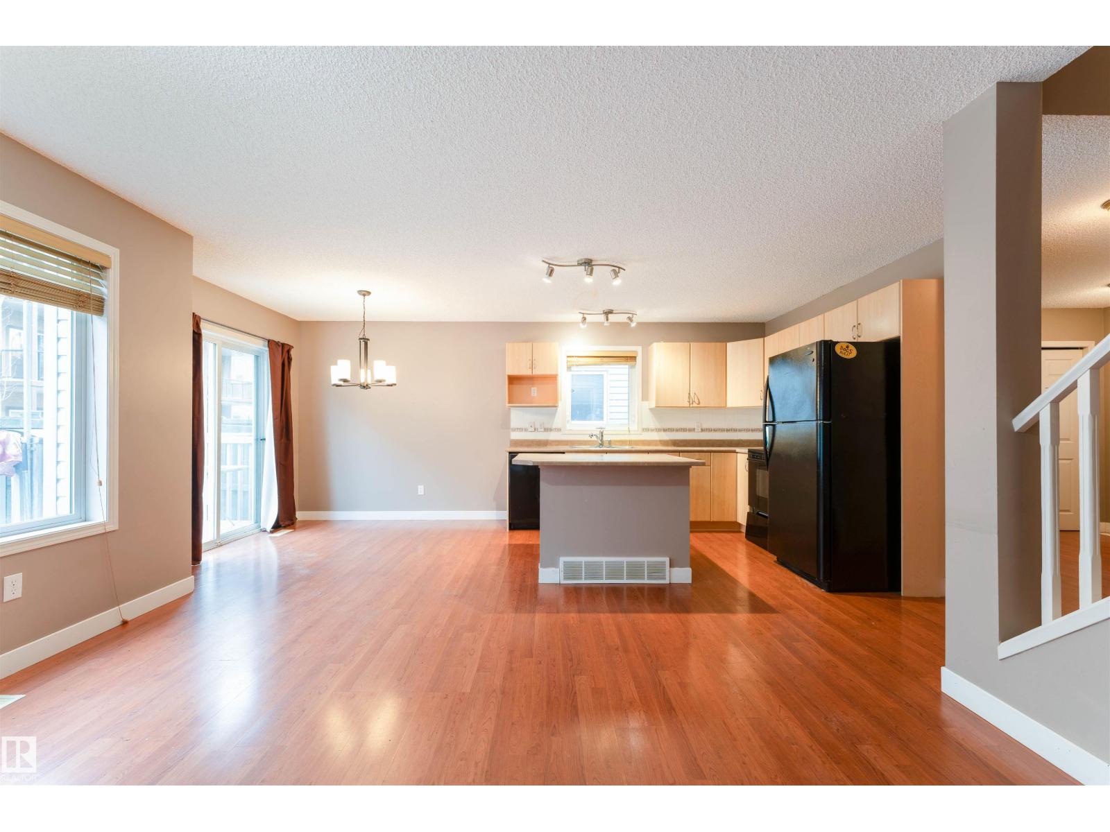 #72 2021 Grantham CO NW, Edmonton