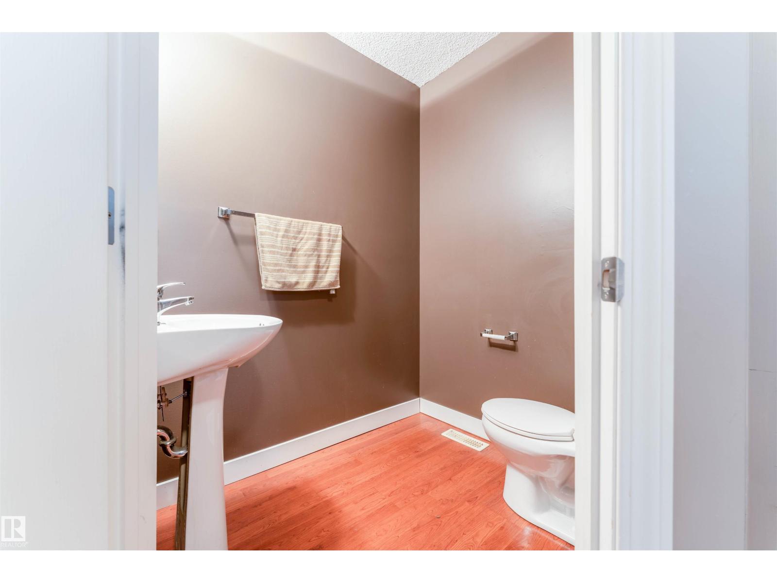 #72 2021 Grantham CO NW, Edmonton