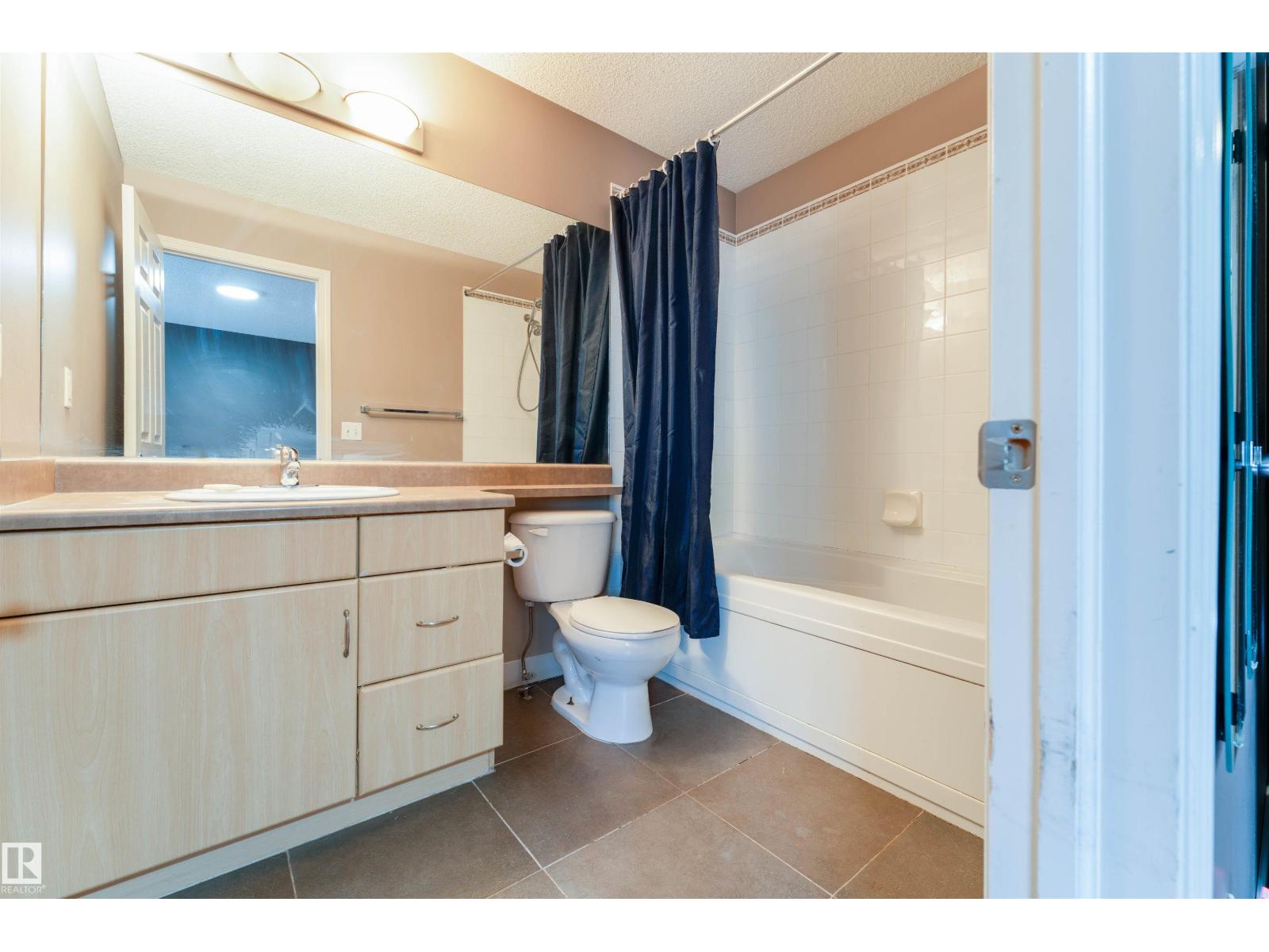 #72 2021 Grantham CO NW, Edmonton