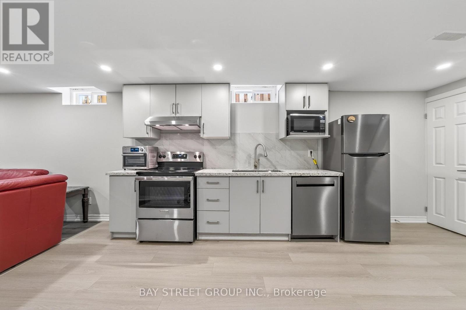 33 WINBORNE ROAD - 37
