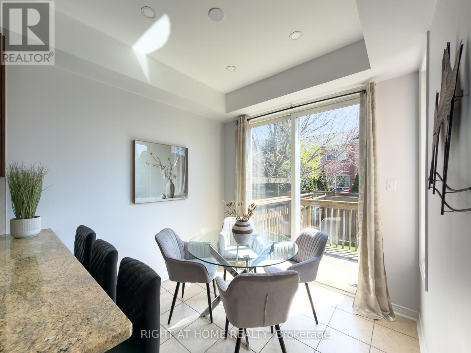 4200 RAWLINS COMMON - 11