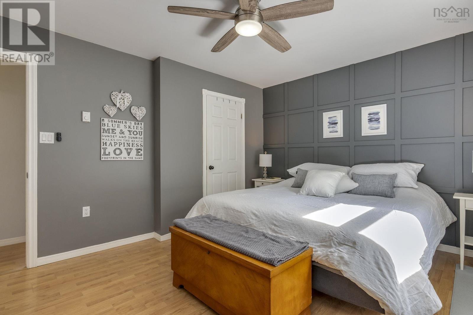 868 Shawn Drive — photo 16