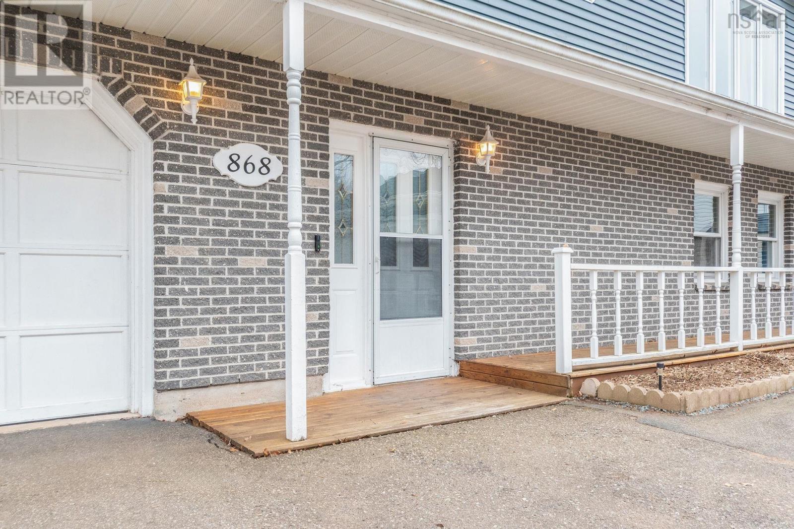 868 Shawn Drive - 4