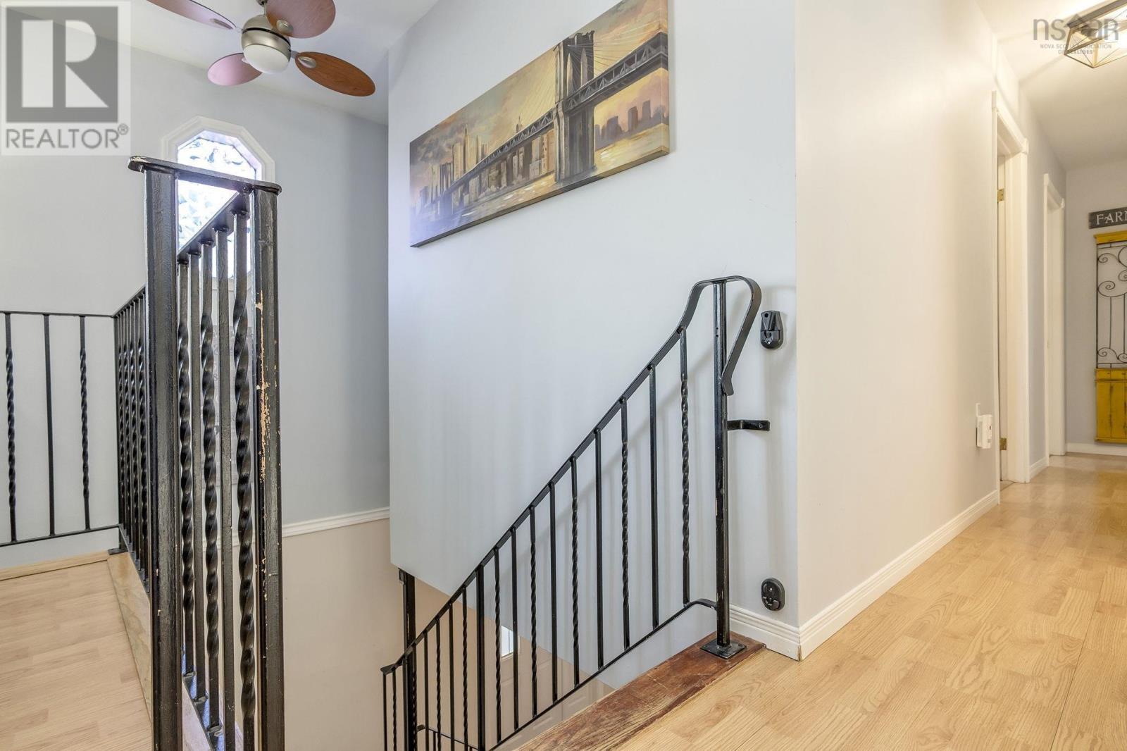 868 Shawn Drive — photo 23
