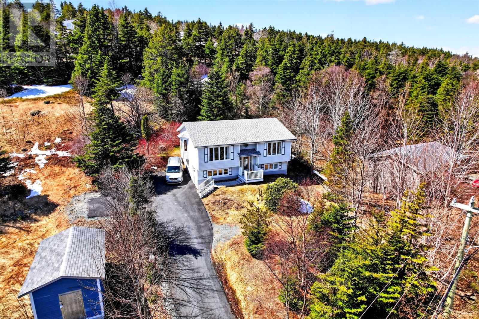 940 St Thomas Line - 33