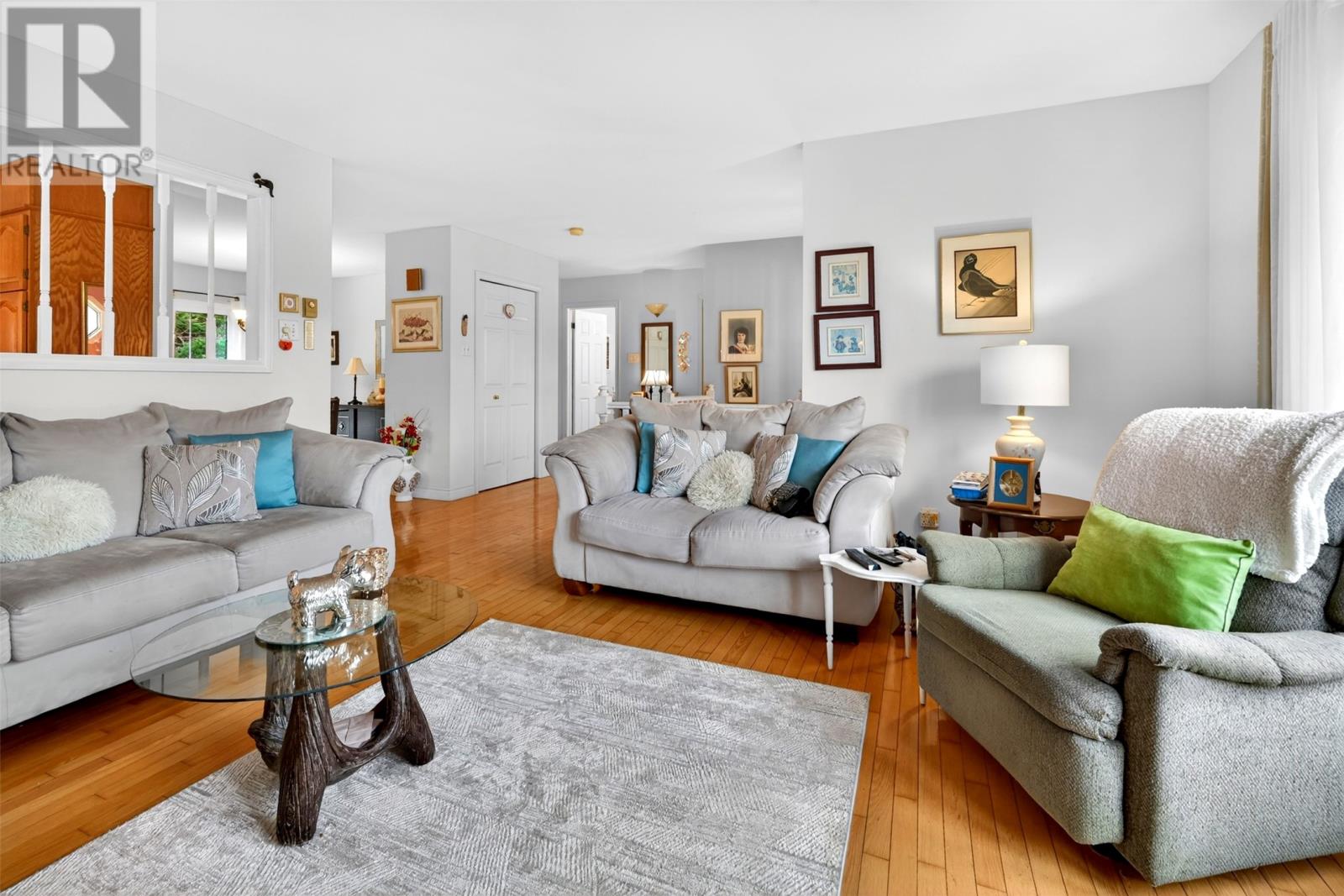 940 St Thomas Line - 6