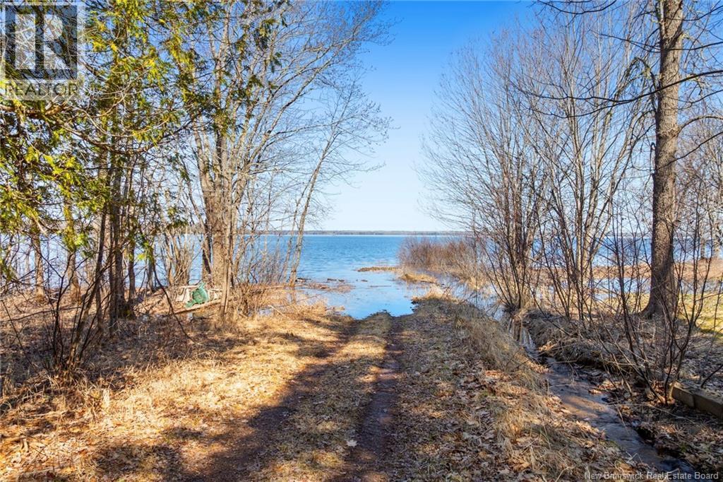 42 Gordon Shore Road - 42