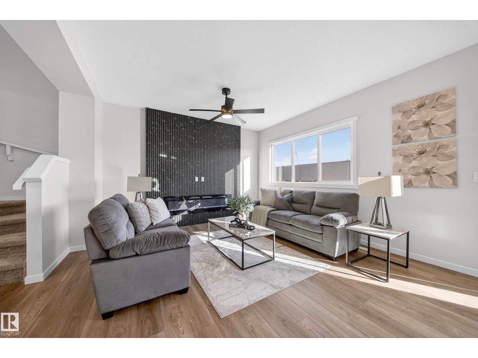 20723 24 AV NW, Edmonton