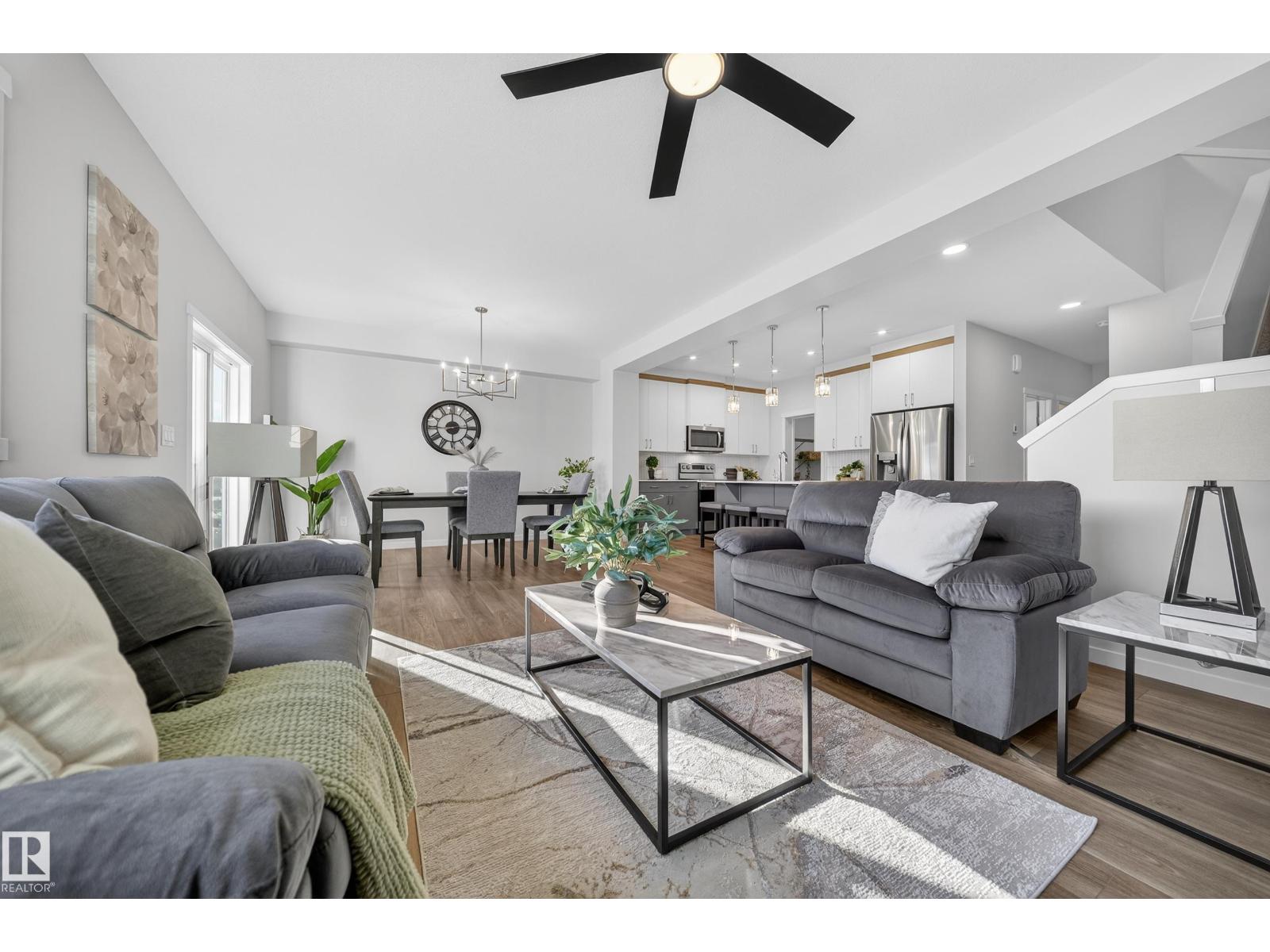 20723 24 AV NW, Edmonton