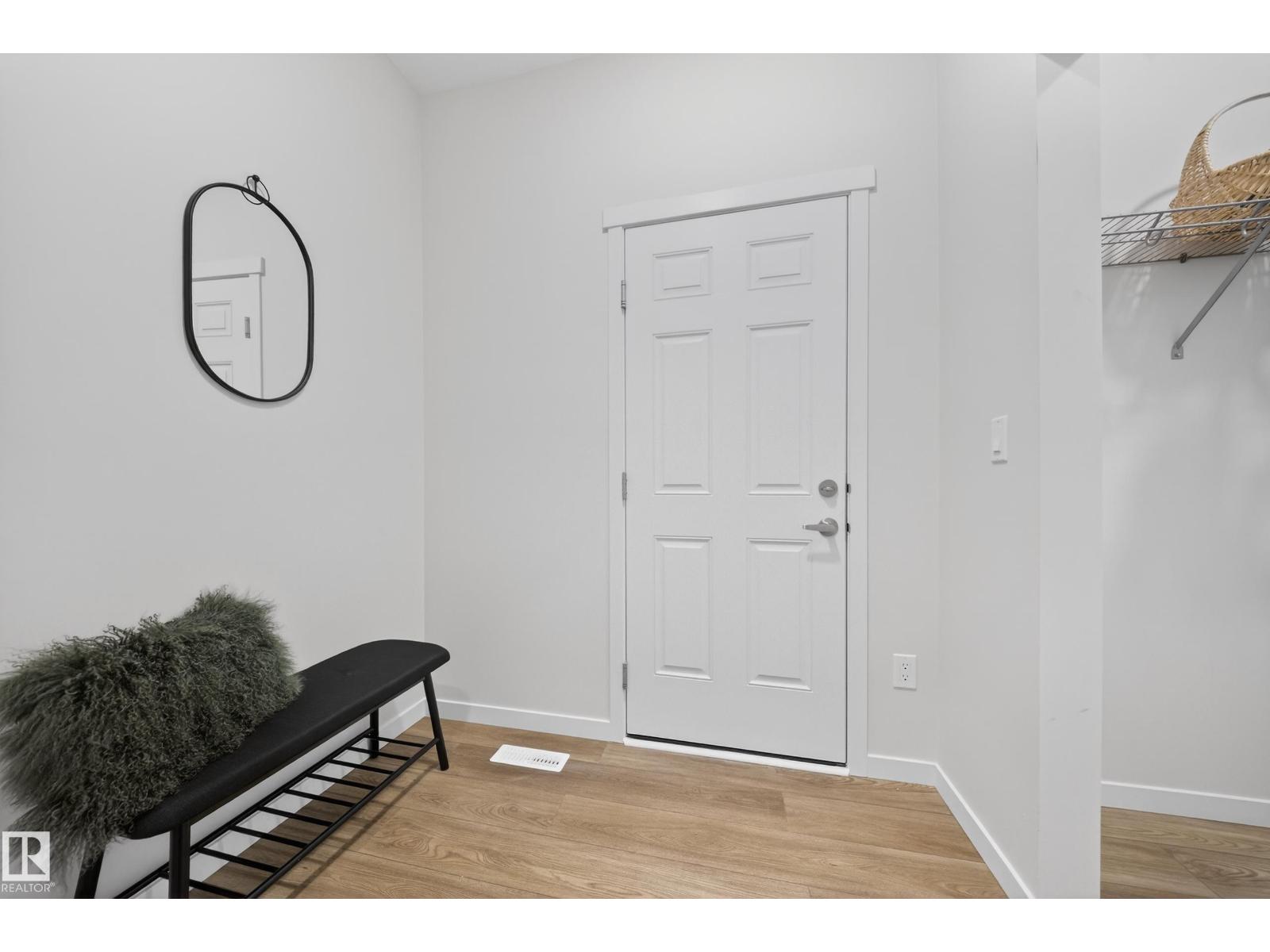 20723 24 AV NW, Edmonton