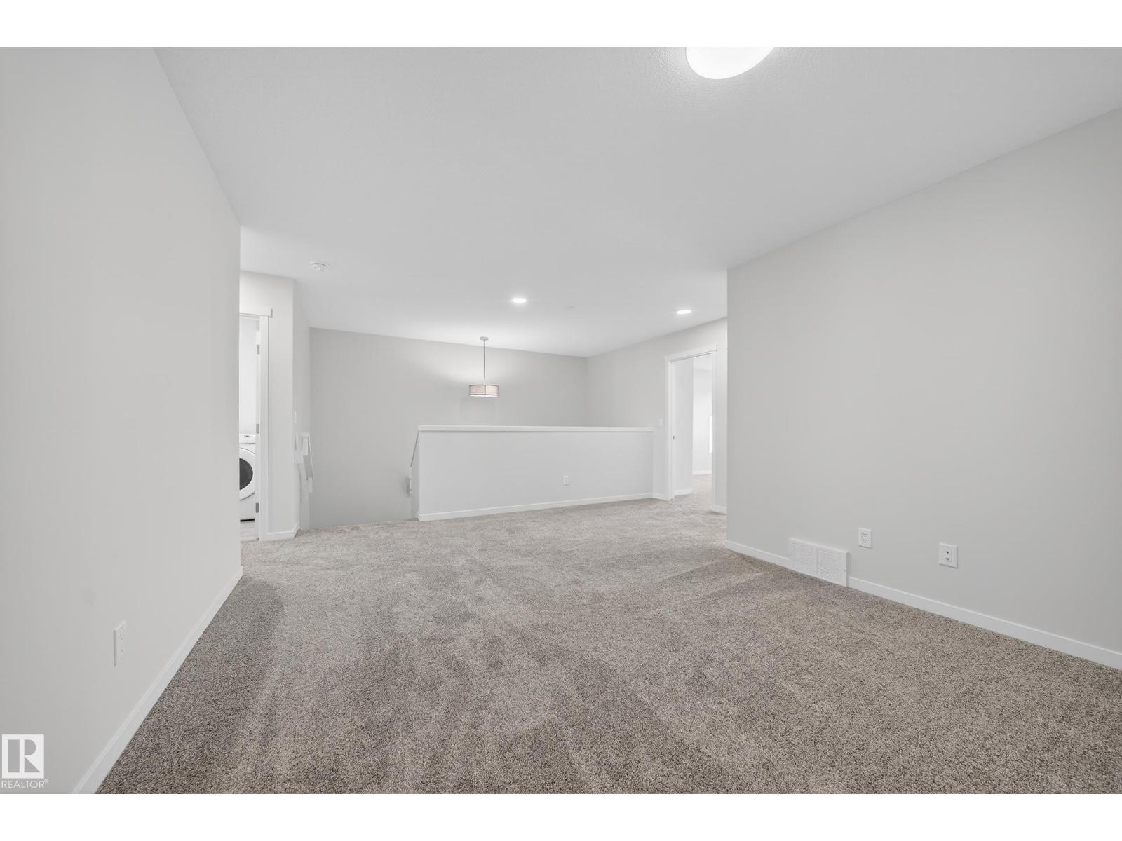 20723 24 AV NW, Edmonton