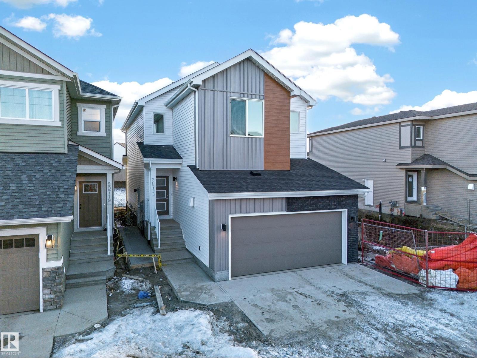 20723 24 AV NW, Edmonton