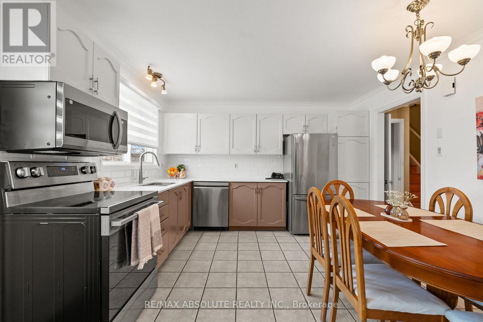 260 ALLAN DRIVE — photo 14