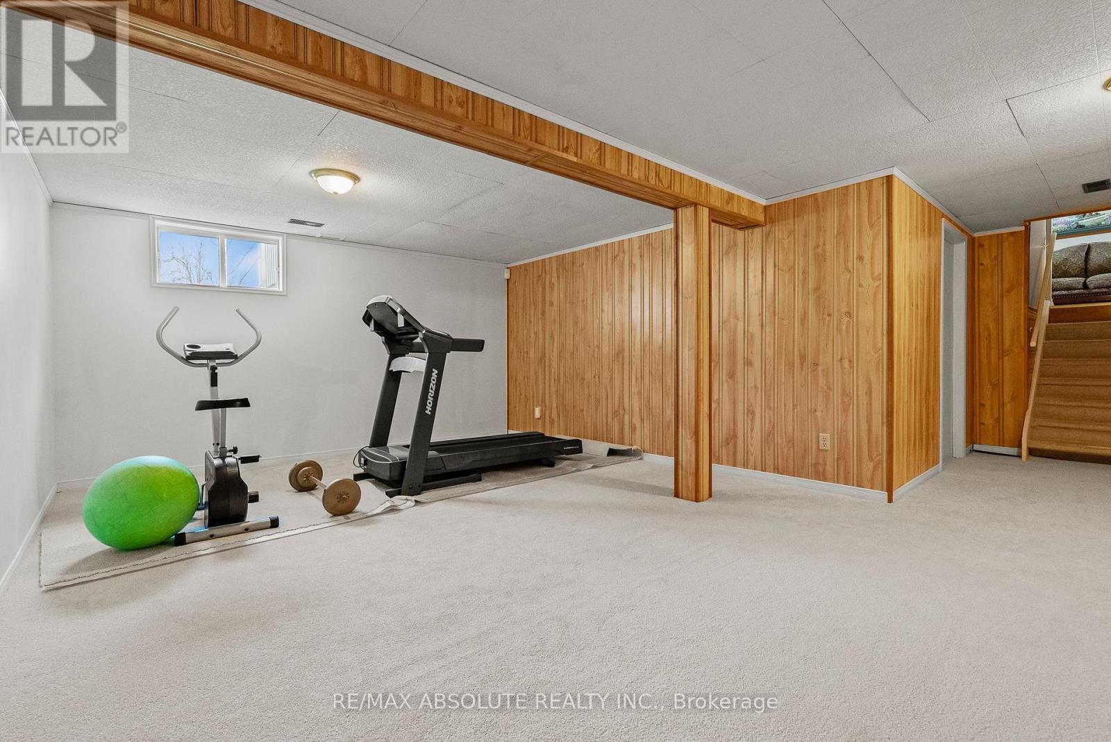 260 ALLAN DRIVE — photo 34