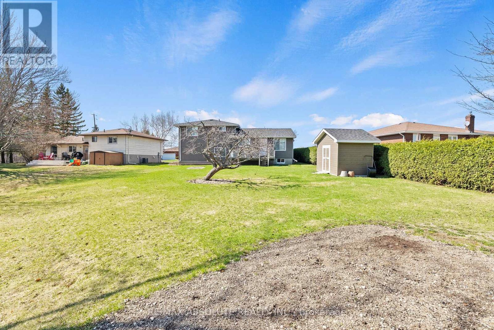260 ALLAN DRIVE — photo 44