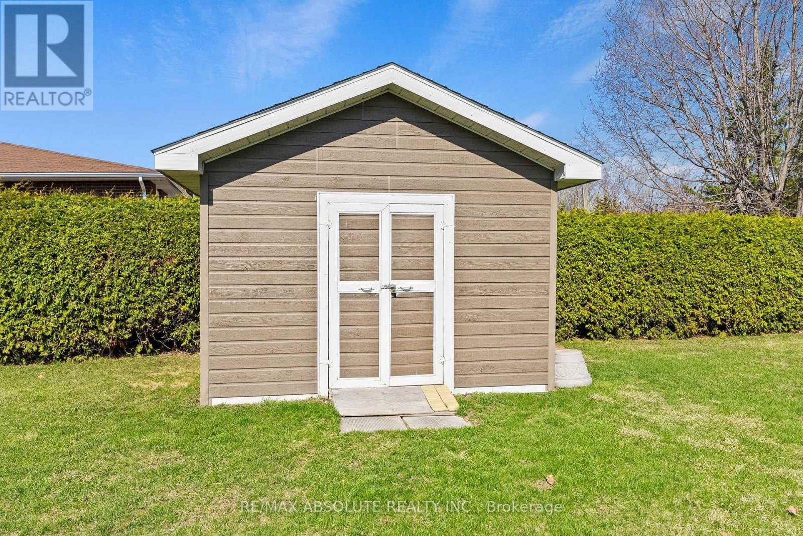 260 ALLAN DRIVE — photo 47