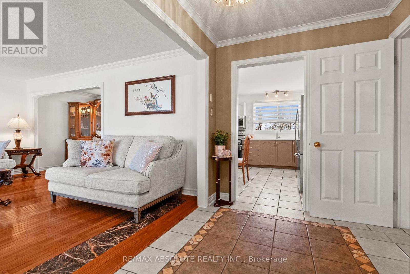 260 ALLAN DRIVE — photo 5