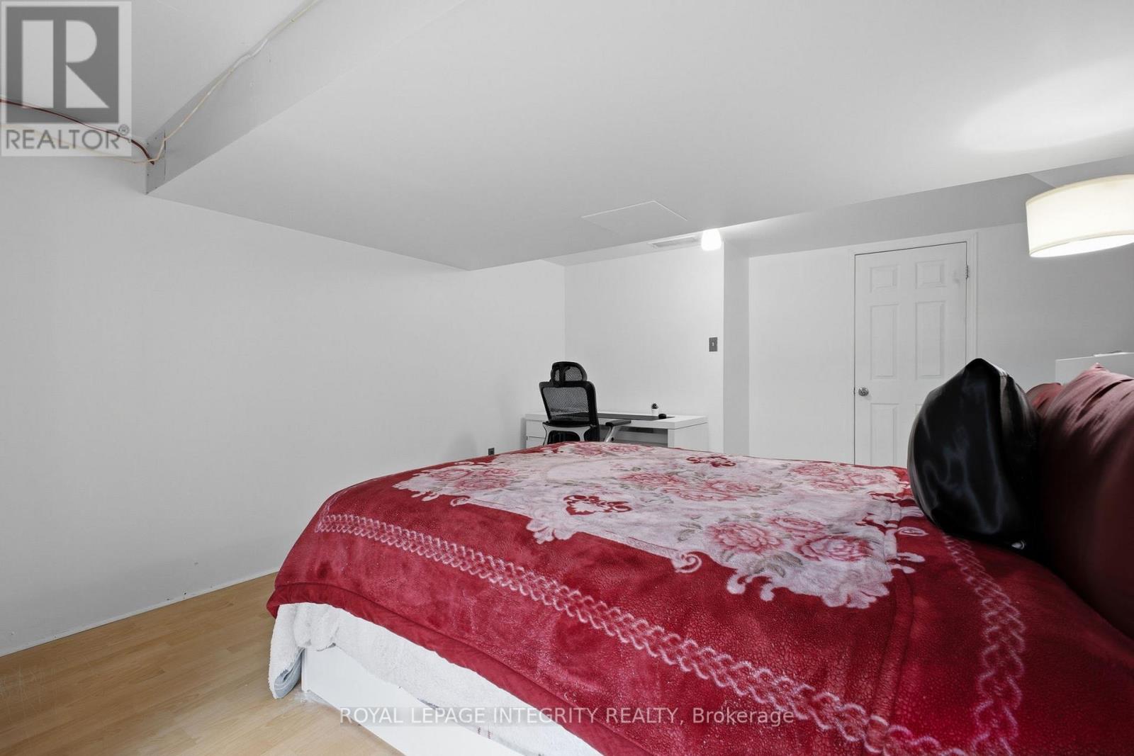 #42 1758 TRAPPIST LANE - 24