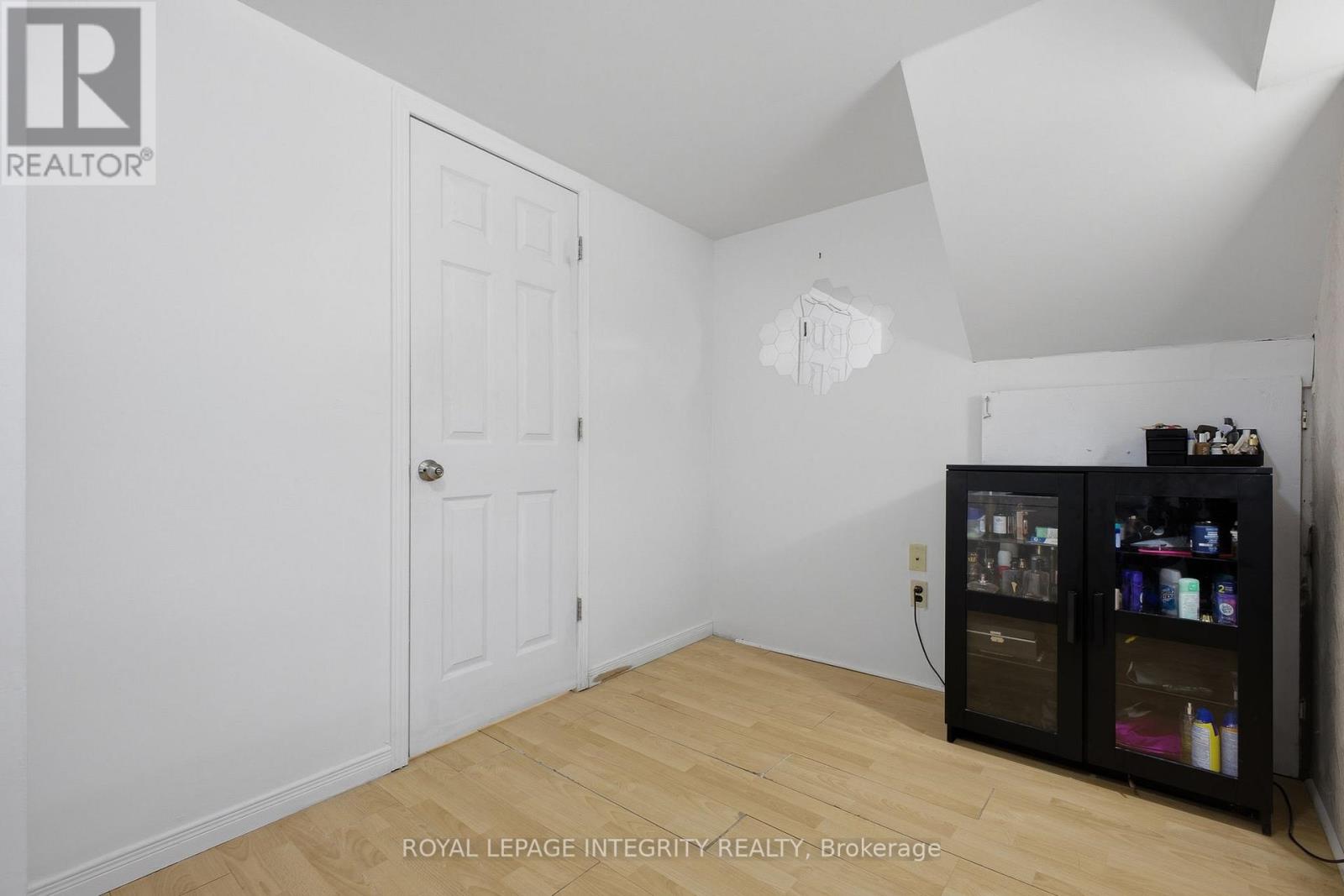 #42 1758 TRAPPIST LANE - 25