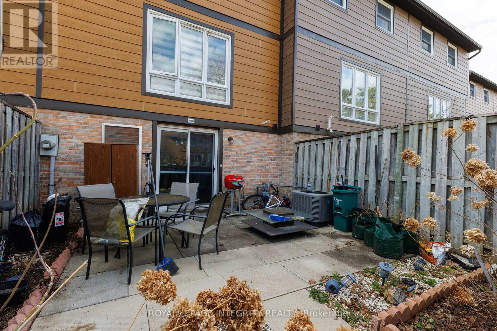 #42 1758 TRAPPIST LANE - 30
