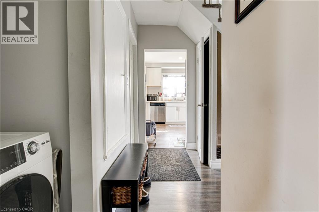 78 PRICE Avenue — photo 14