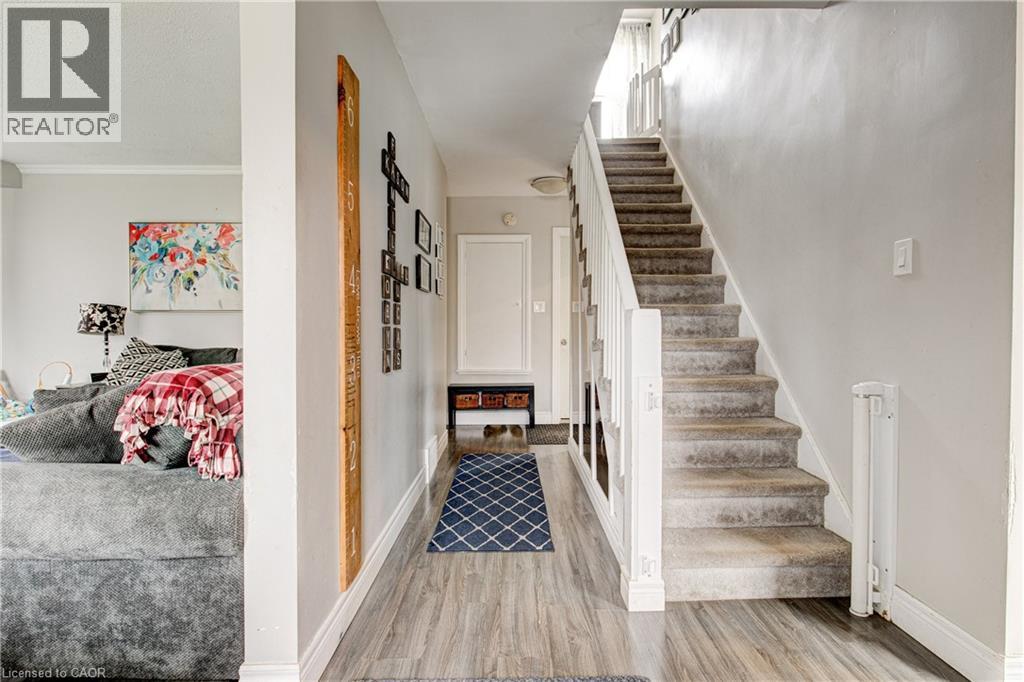 78 PRICE Avenue - 19