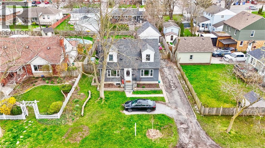 78 PRICE Avenue — photo 42