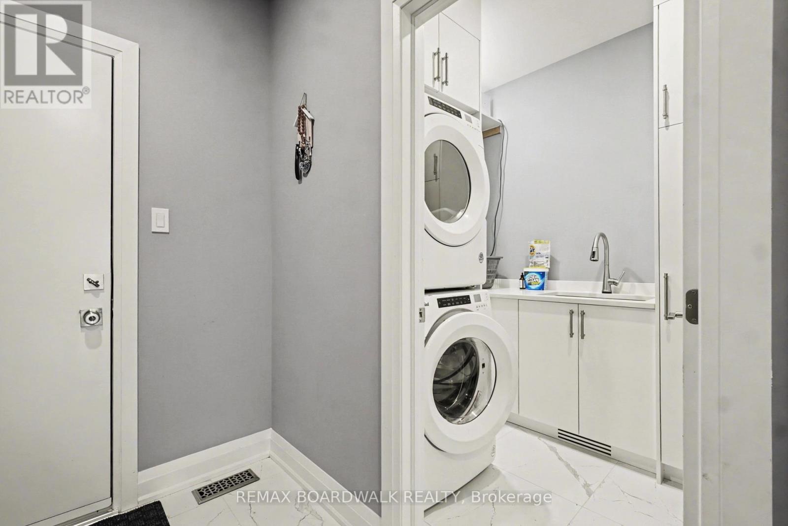 139 ST THOMAS STREET — photo 22
