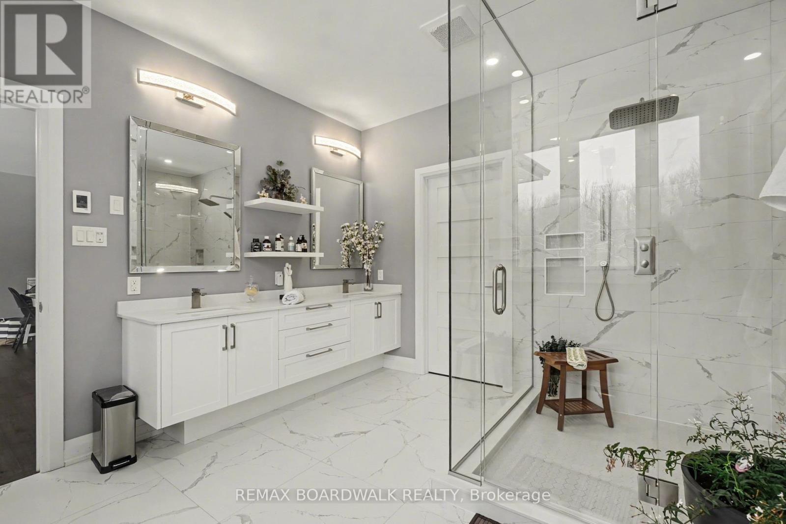 139 ST THOMAS STREET — photo 27