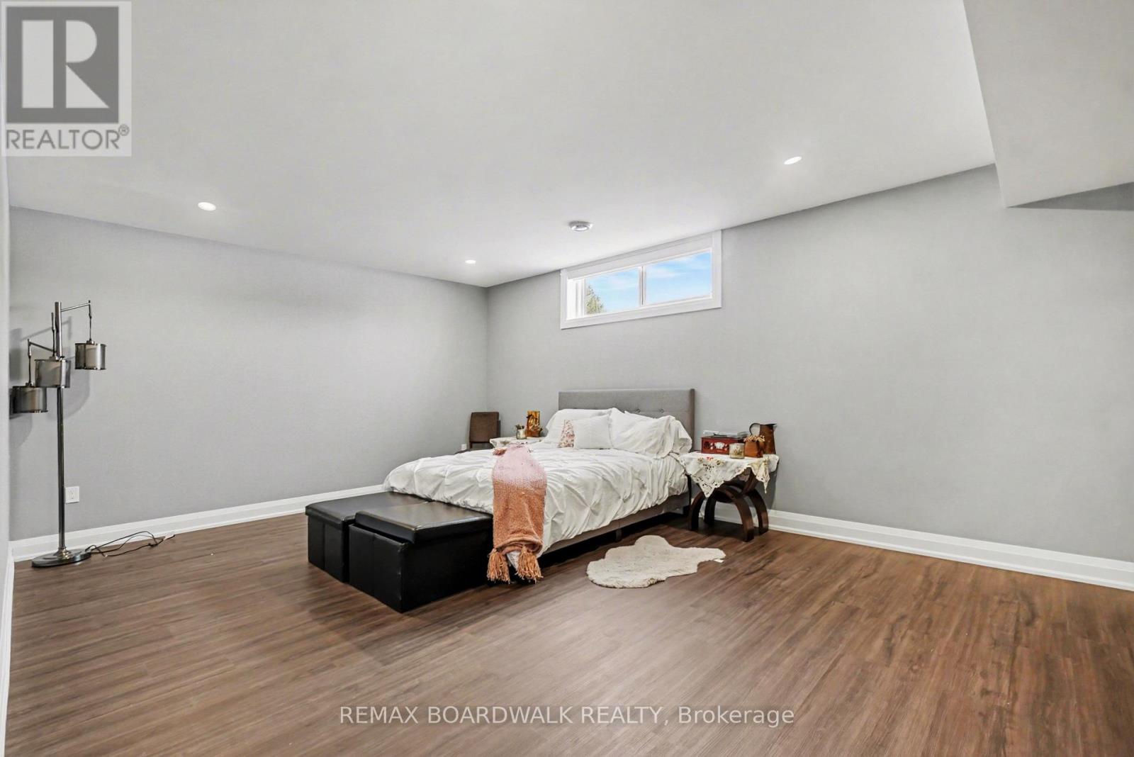 139 ST THOMAS STREET — photo 36