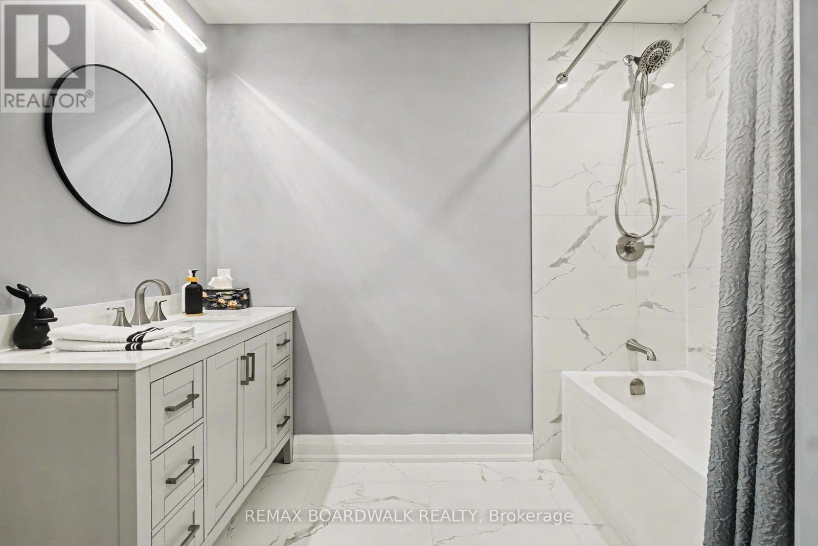139 ST THOMAS STREET — photo 31