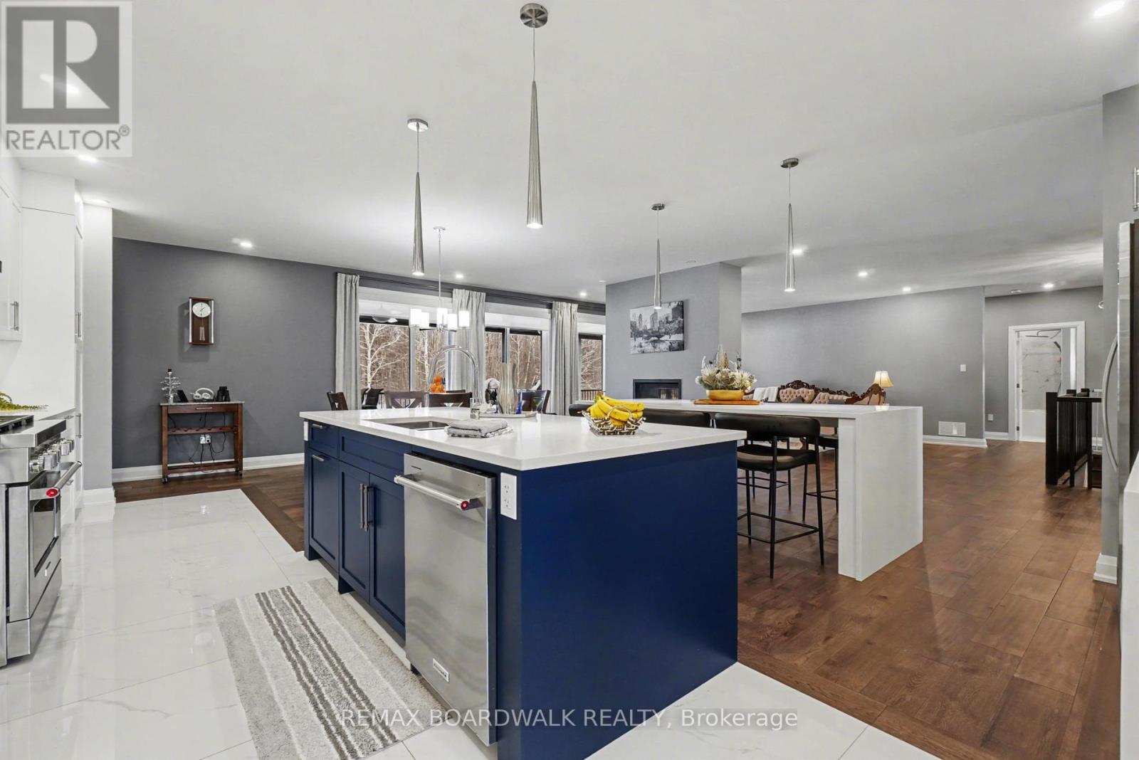 139 ST THOMAS STREET — photo 9