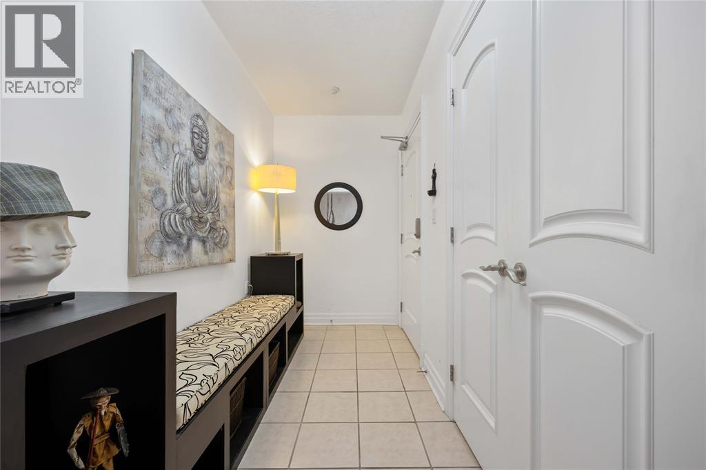 350 FRONT STREET North Unit# 401, Sarnia, Ontario, N7T1A0 — Photo 15