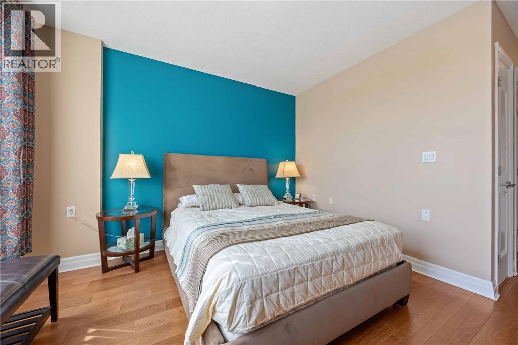 350 FRONT STREET North Unit# 401, Sarnia, Ontario, N7T1A0 — Photo 17
