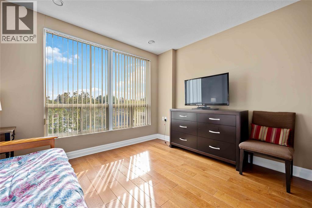 350 FRONT STREET North Unit# 401, Sarnia, Ontario, N7T1A0 — Photo 22
