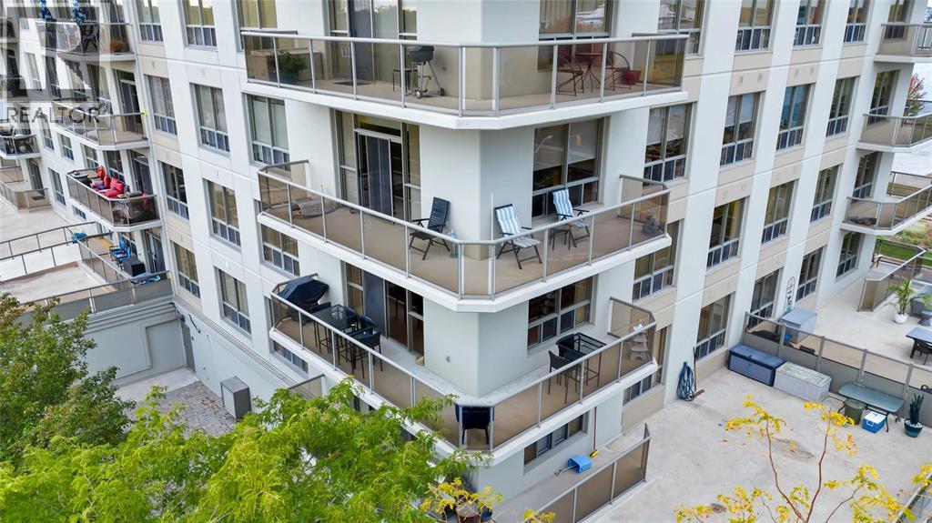350 FRONT STREET North Unit# 401, Sarnia, Ontario, N7T1A0 — Photo 33