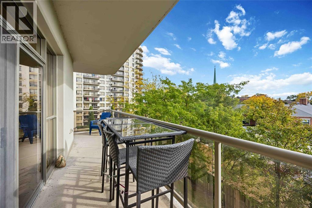 350 FRONT STREET North Unit# 401, Sarnia, Ontario, N7T1A0 — Photo 29